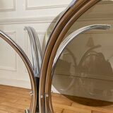 Table ronde en métal et verre fumé années 70