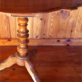 Antique furniture table 19th pedestal table oval tripod shape violin walnut solid provincial crafts