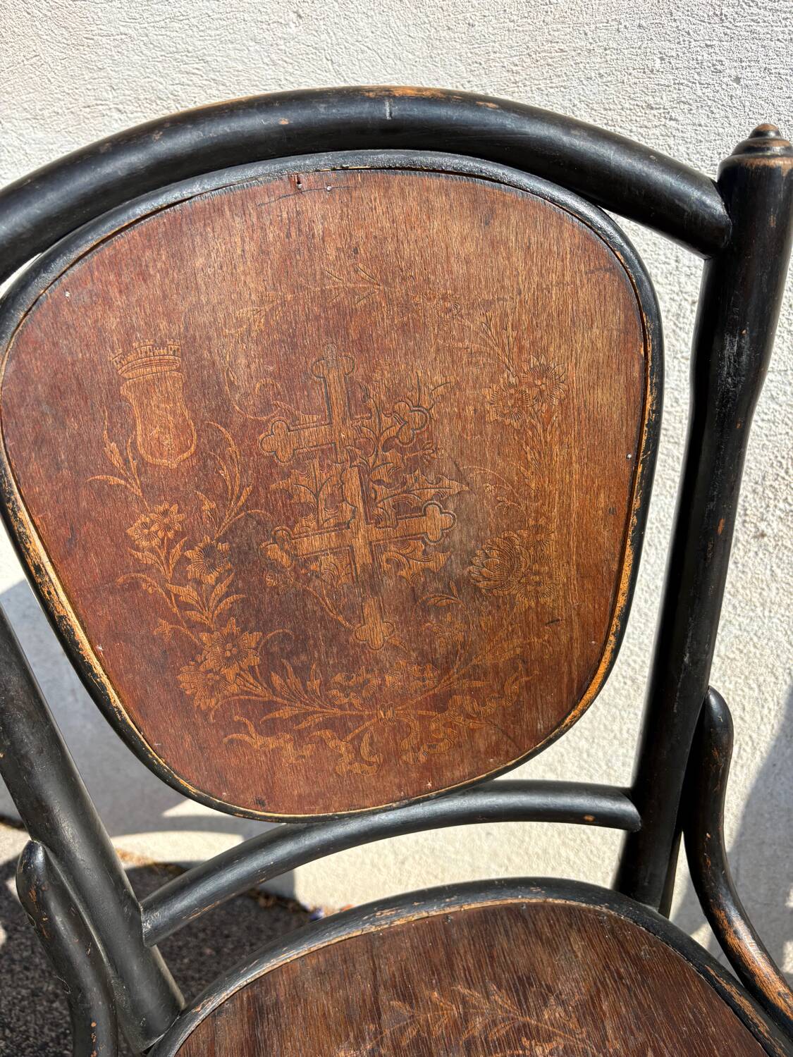 Duo chaises bistrot croix de lorraine