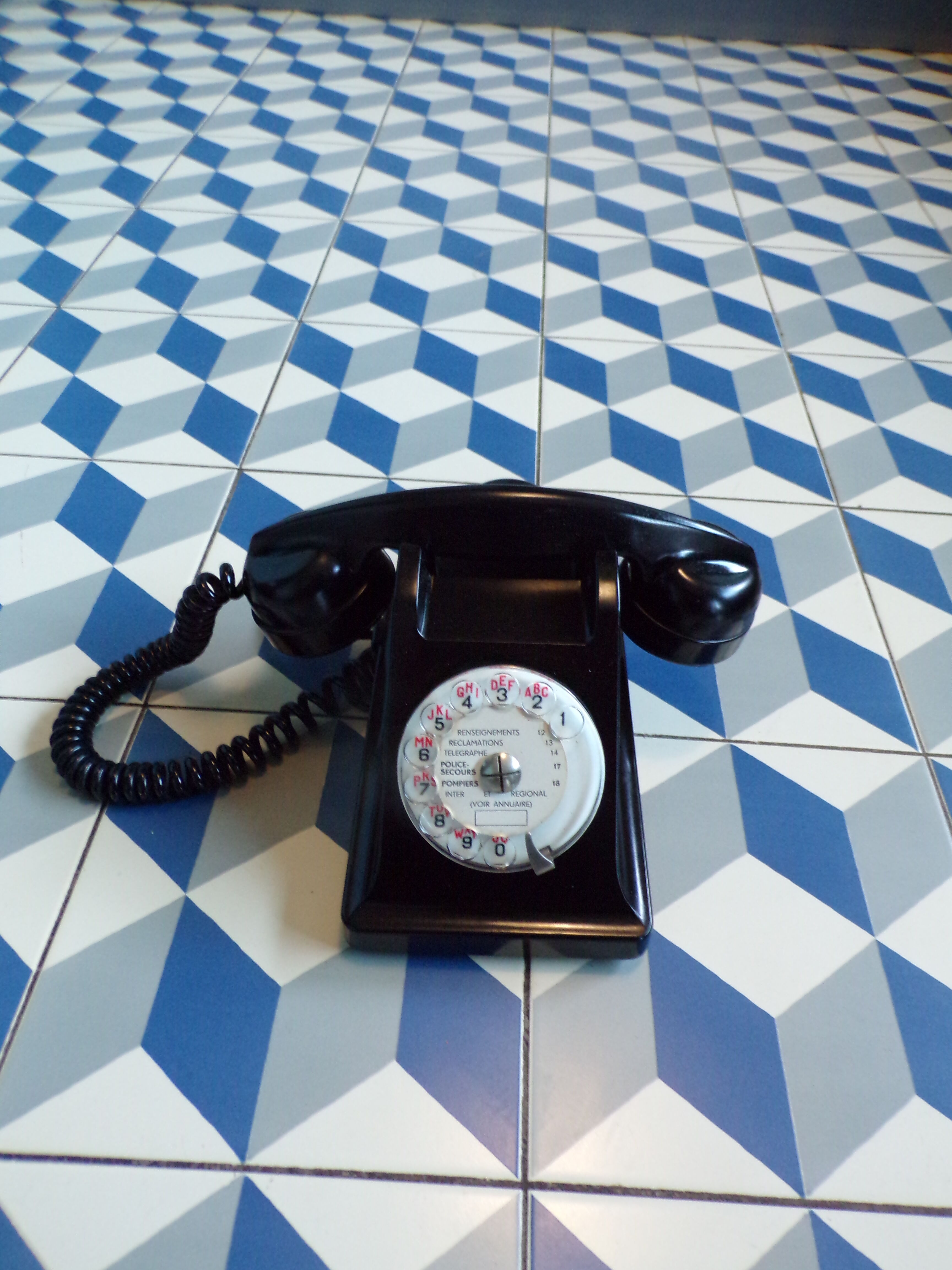 Vintage bakelite dial phone