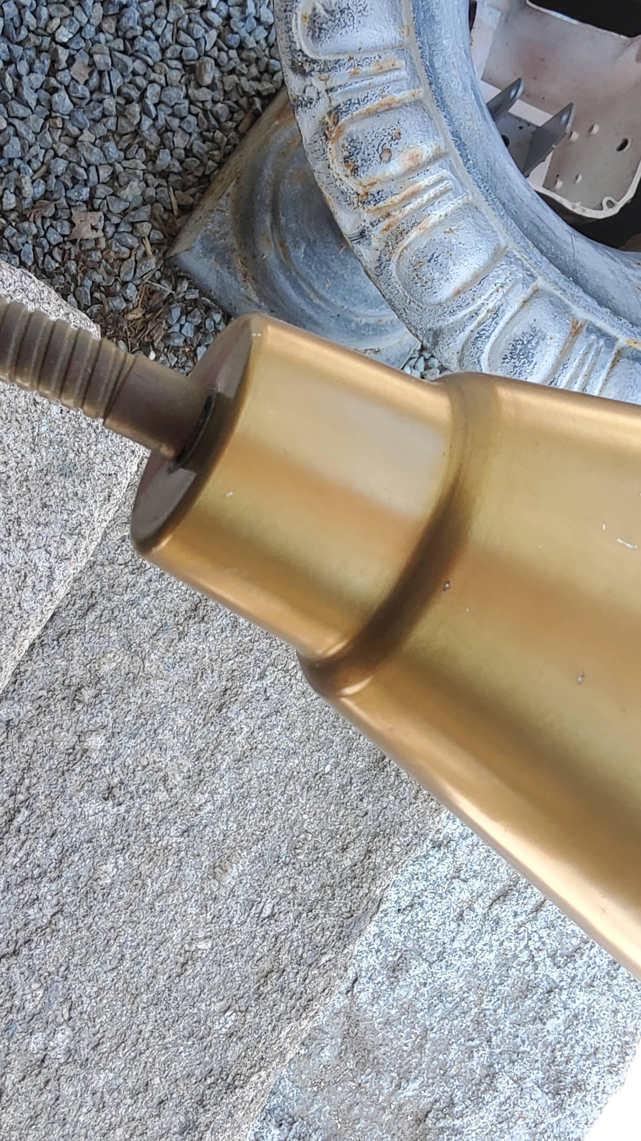 Designer desk lamp in gold metal 2 flexible arms from the 70s