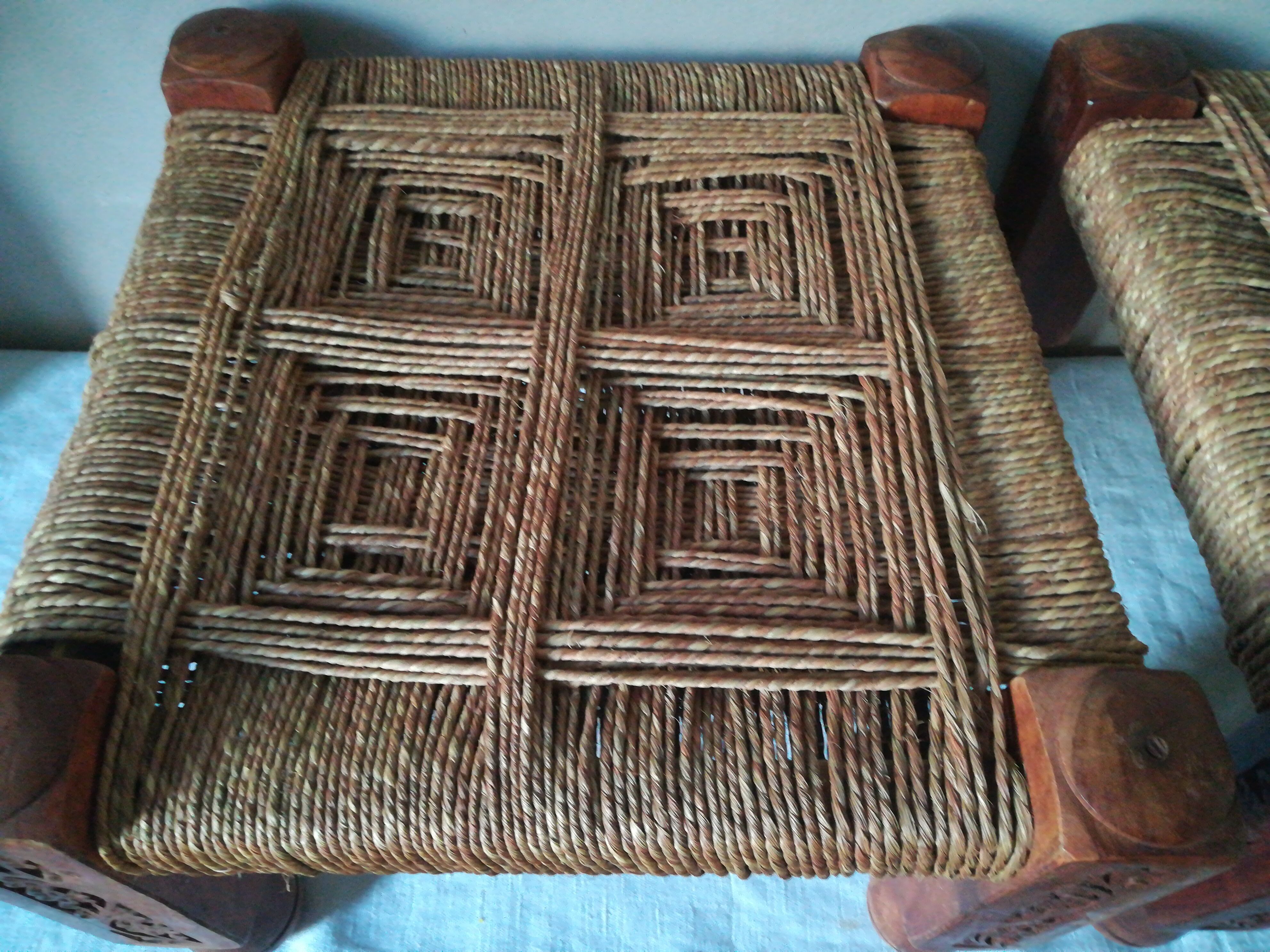 2 stools low Indian sharpoy in teak and rope