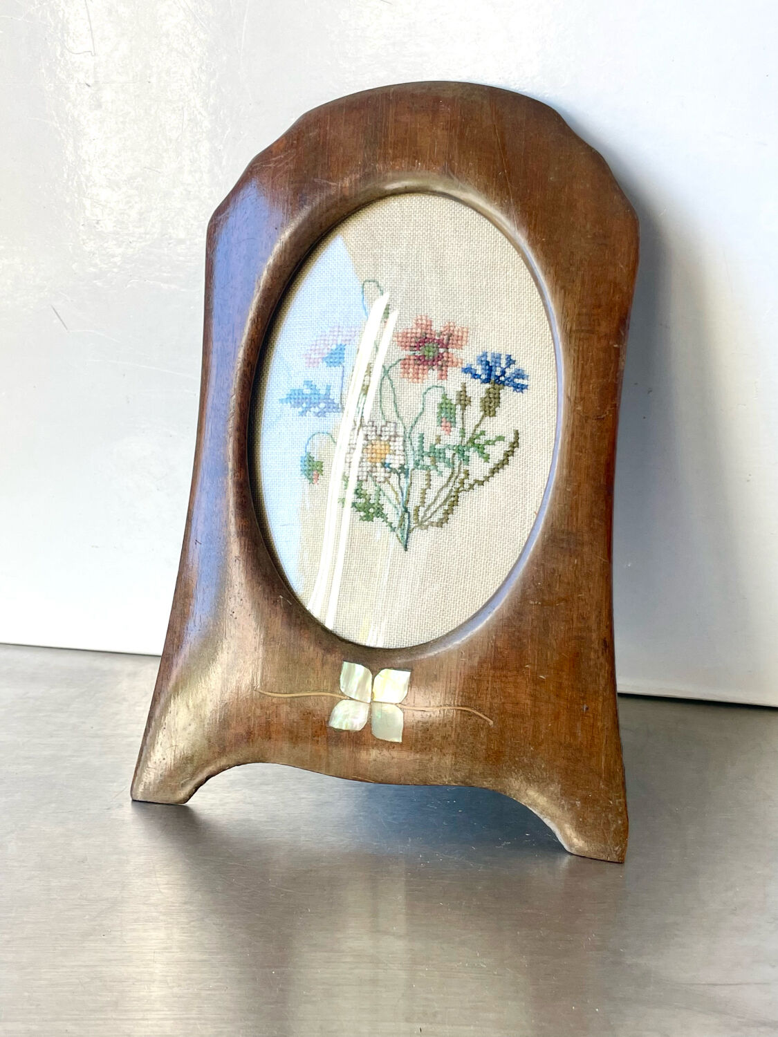 Art deco wooden picture frame with intarsia wood measurements 22.5 cm x 15 cm convex glass