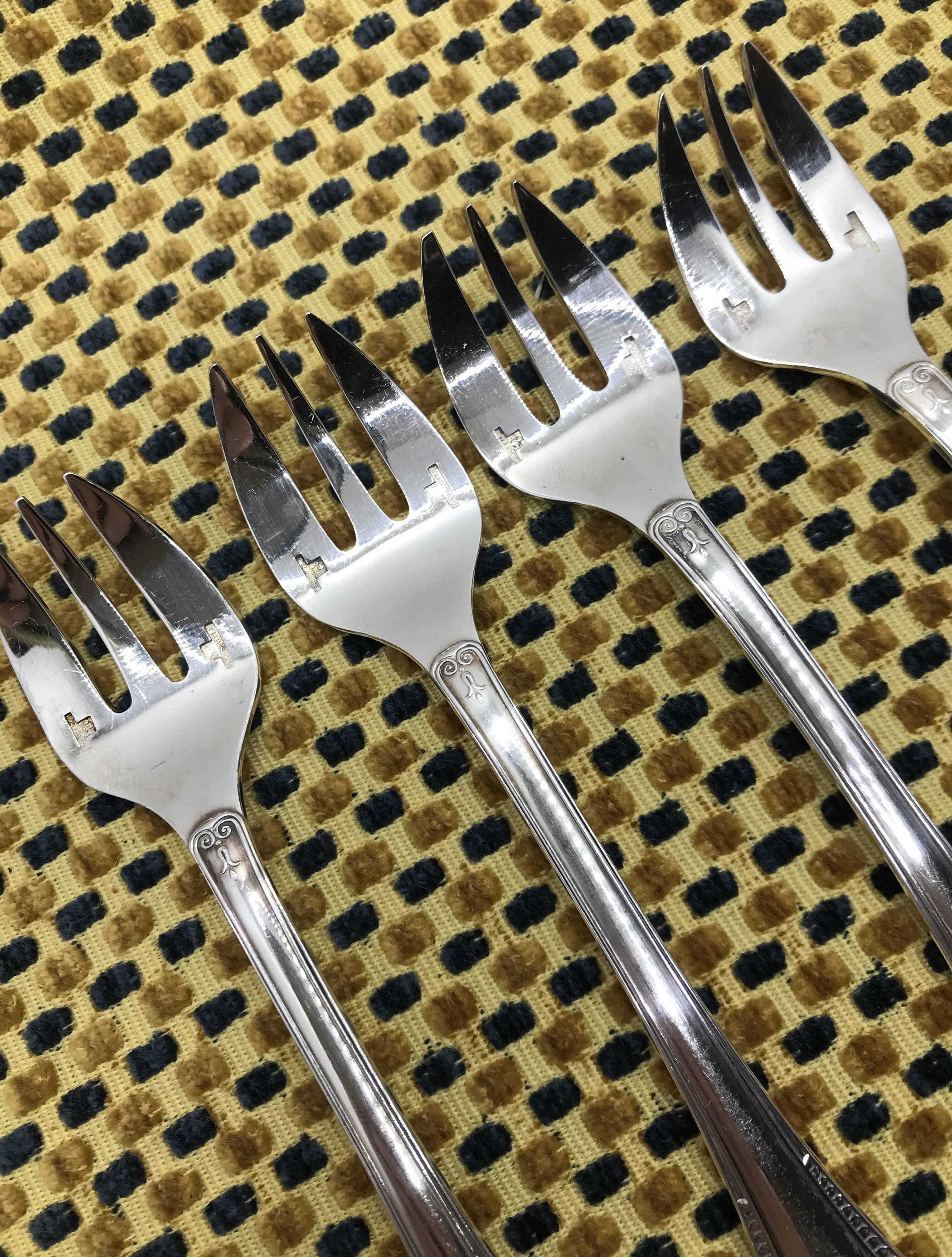 4 Christofle silver-plated oyster forks, Malmaison model
