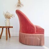 Pink toad armchair with fringes