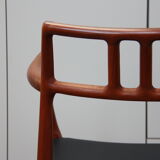 Vintage armchair in teak and black leather - Model 64 - Möller - Denmark '60's
