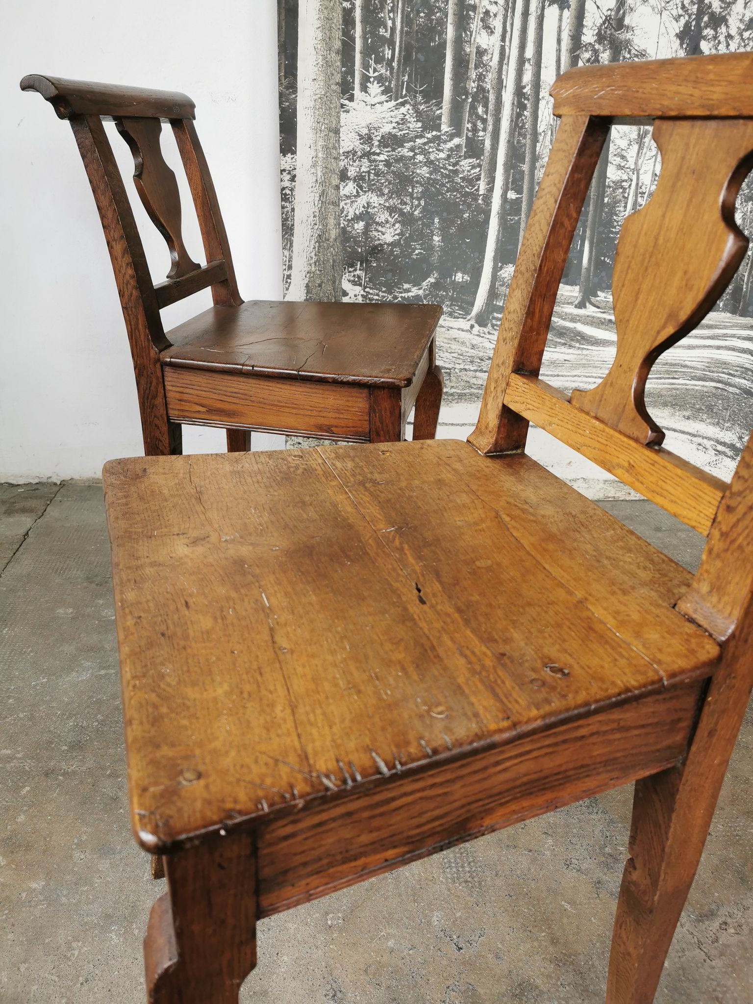 Paire de chaises en chêne brut