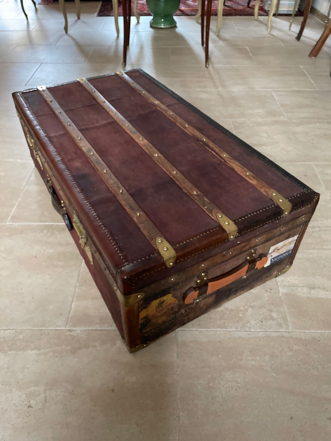 Old trunk Moynat