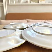 Dessert plates with lemon barbotine