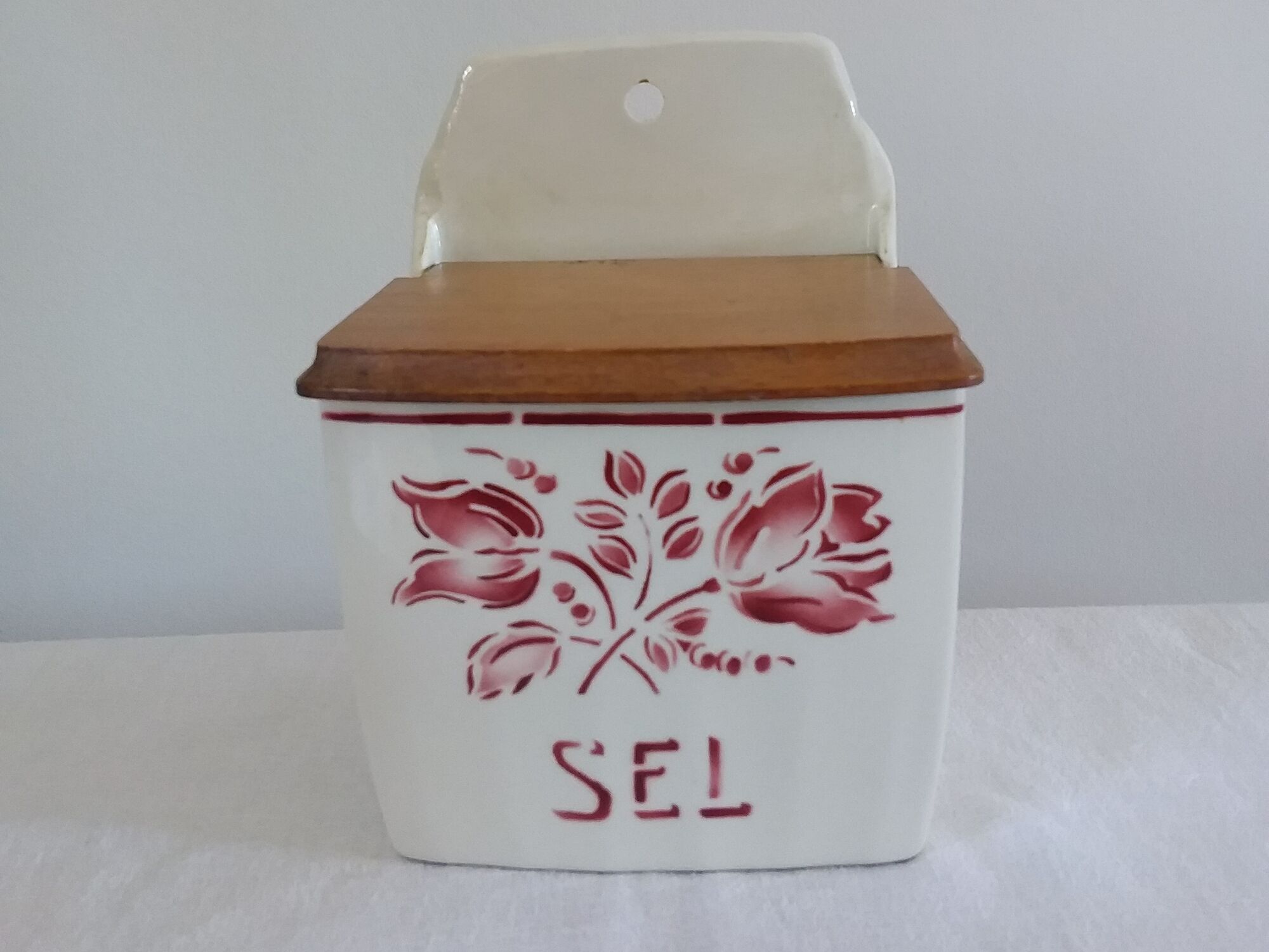 old salt box Faience st Amand Céranord France