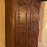 Louis XV walnut wardrobe - 18th century