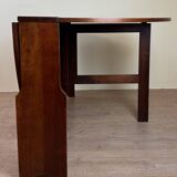 Large oval Gateleg folding table with two leaves in Rio rosewood
