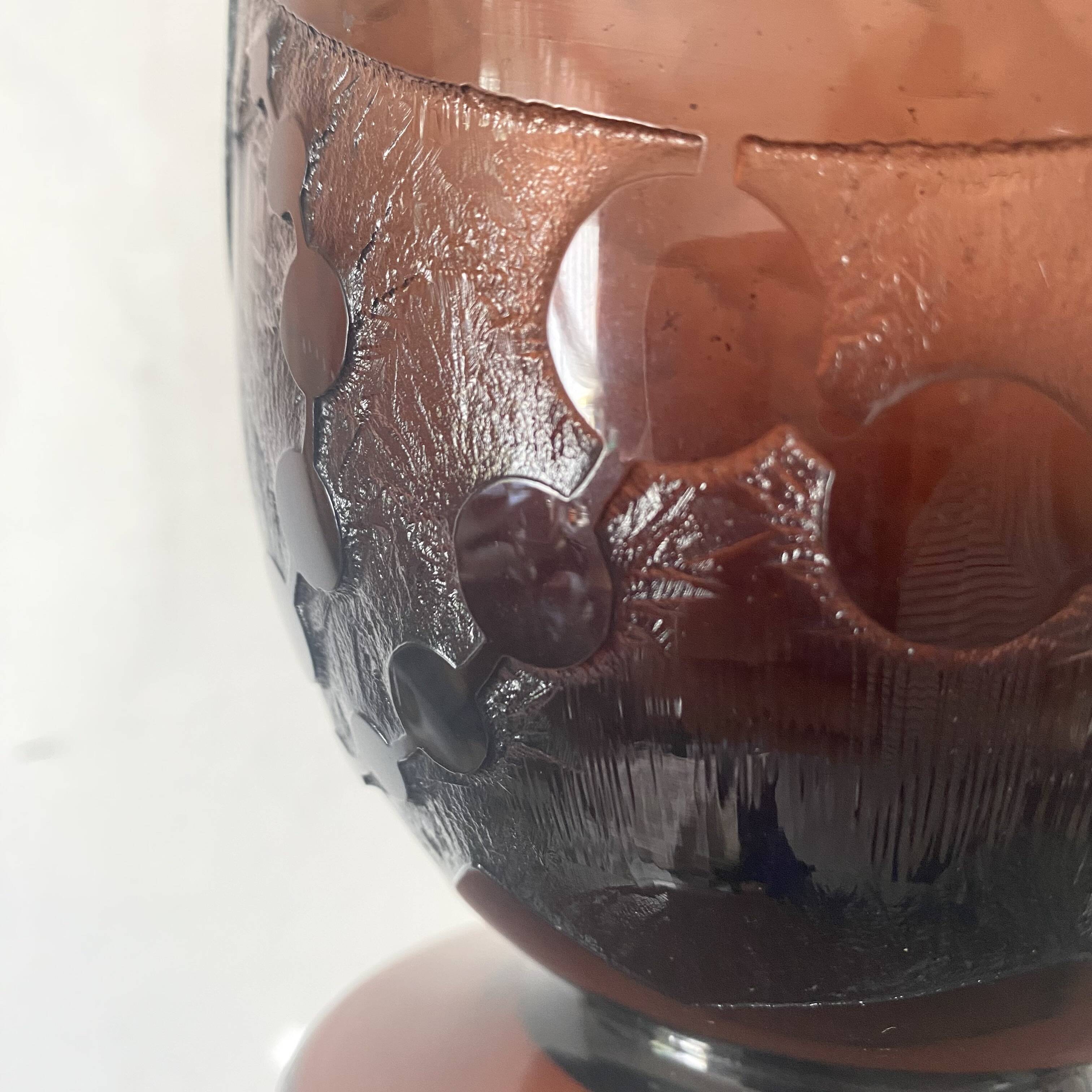 Art Deco vase signed Vérame