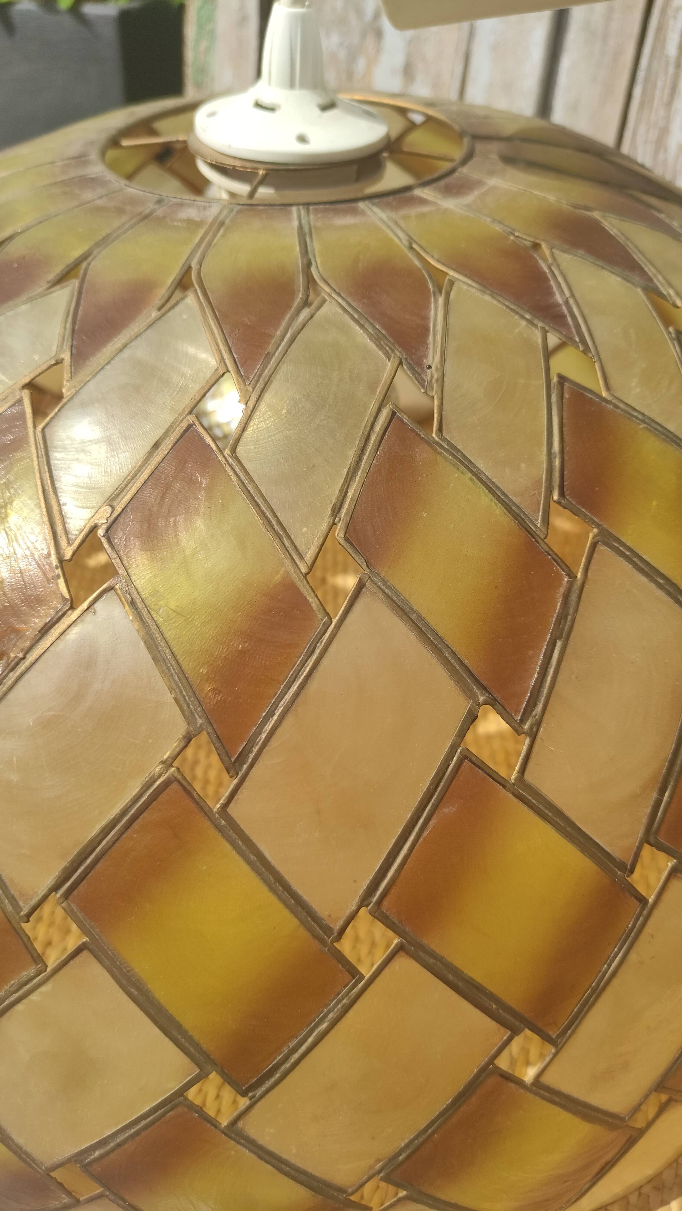 Large vintage pendant lamp in mother-of-pearl and brass