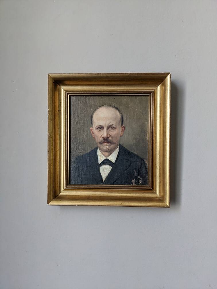 Oil on canvas old portrait gilded wooden frame country decoration