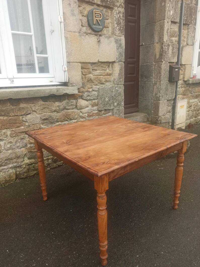 Antique wooden farmhouse table/dining table/kitchen table/vintage table/solid wood table