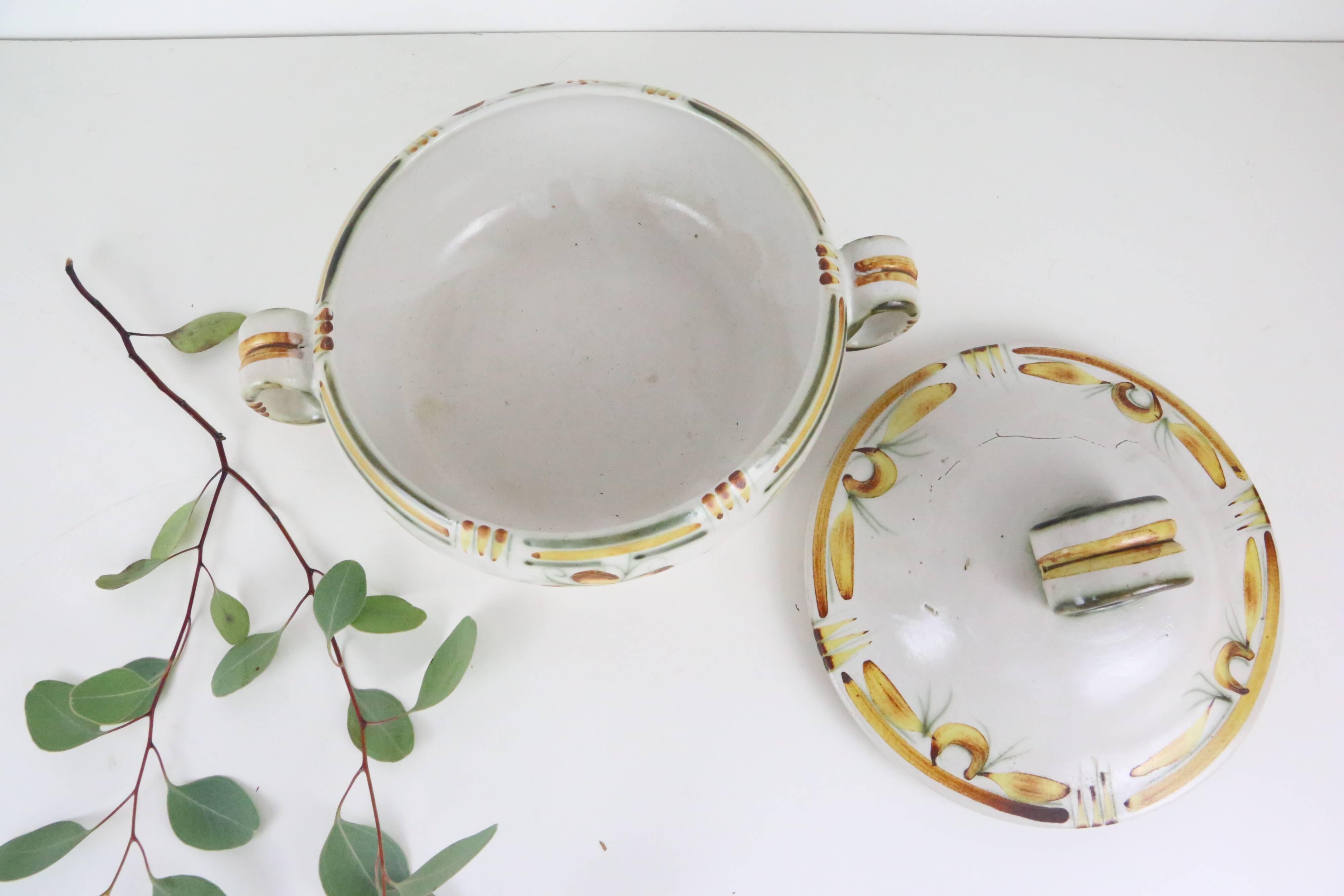 Keraluc Quimper soup tureen