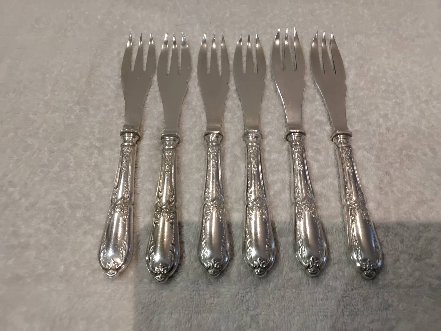 Rare set of 6 silver-plated metal forks, silversmith SFAM, musical attributes LXVI