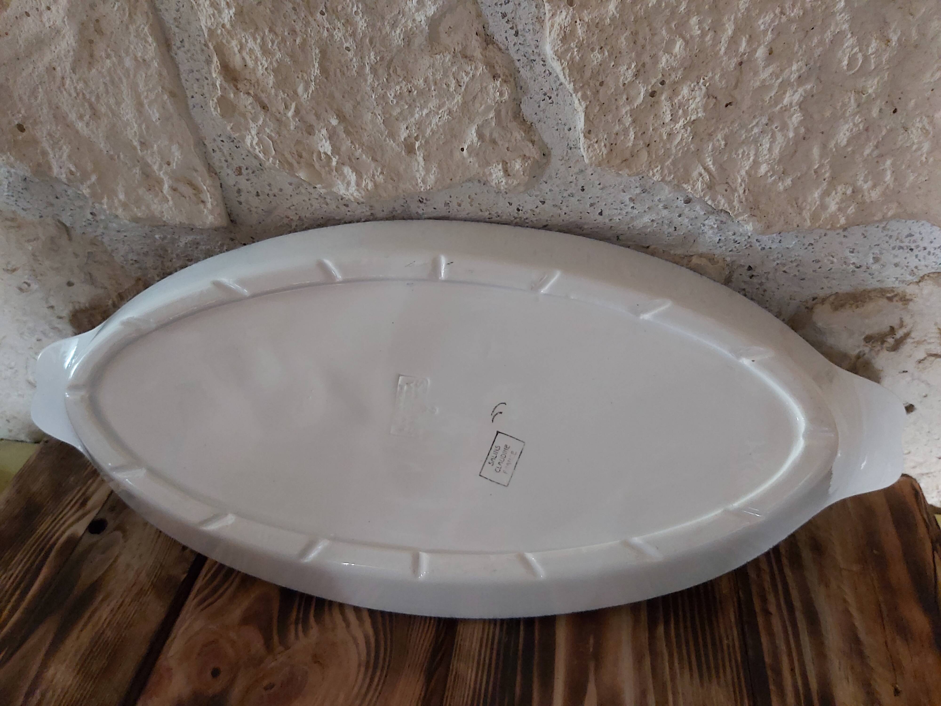 Salins oval oven dish with Claudine pattern
