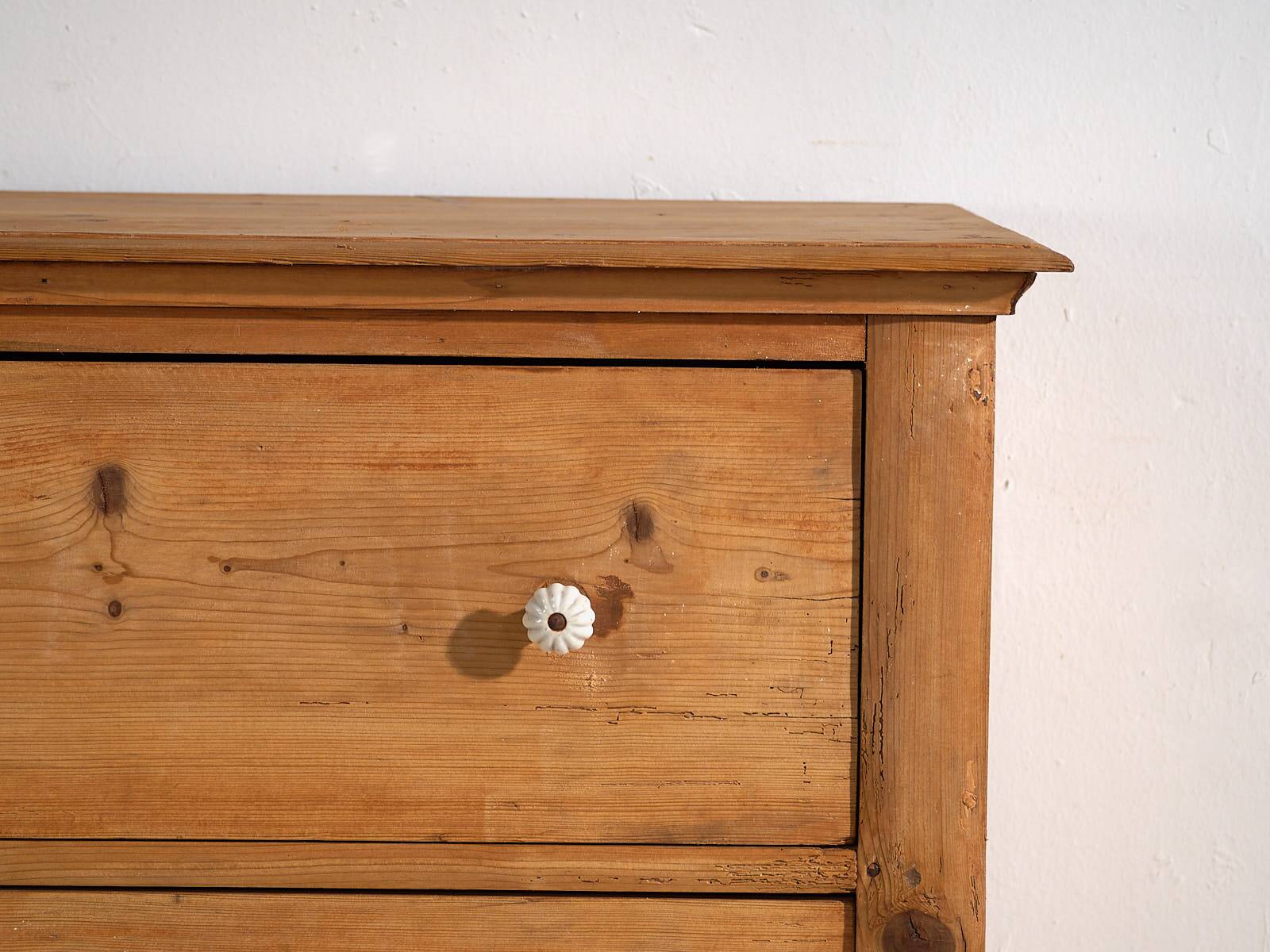 Antique Provençal chest of drawers (c.1920)