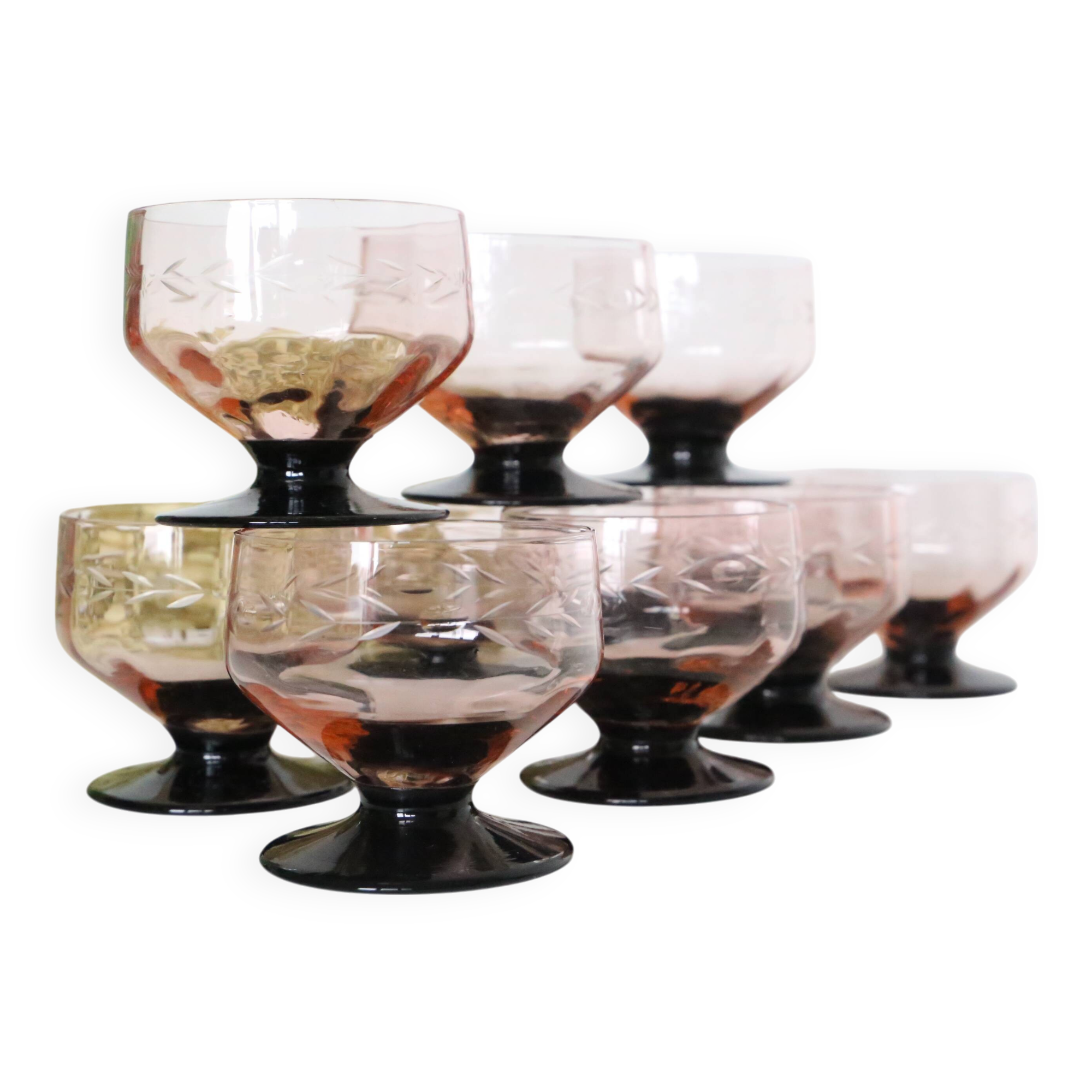 Set de 11 coupes à pied rose, vintage, 1950, mid century