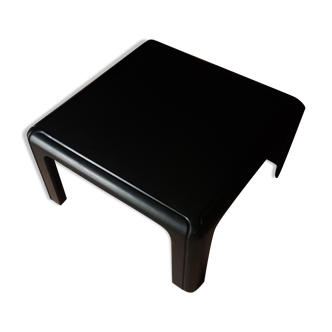 Coffee table by Gae Aulenti