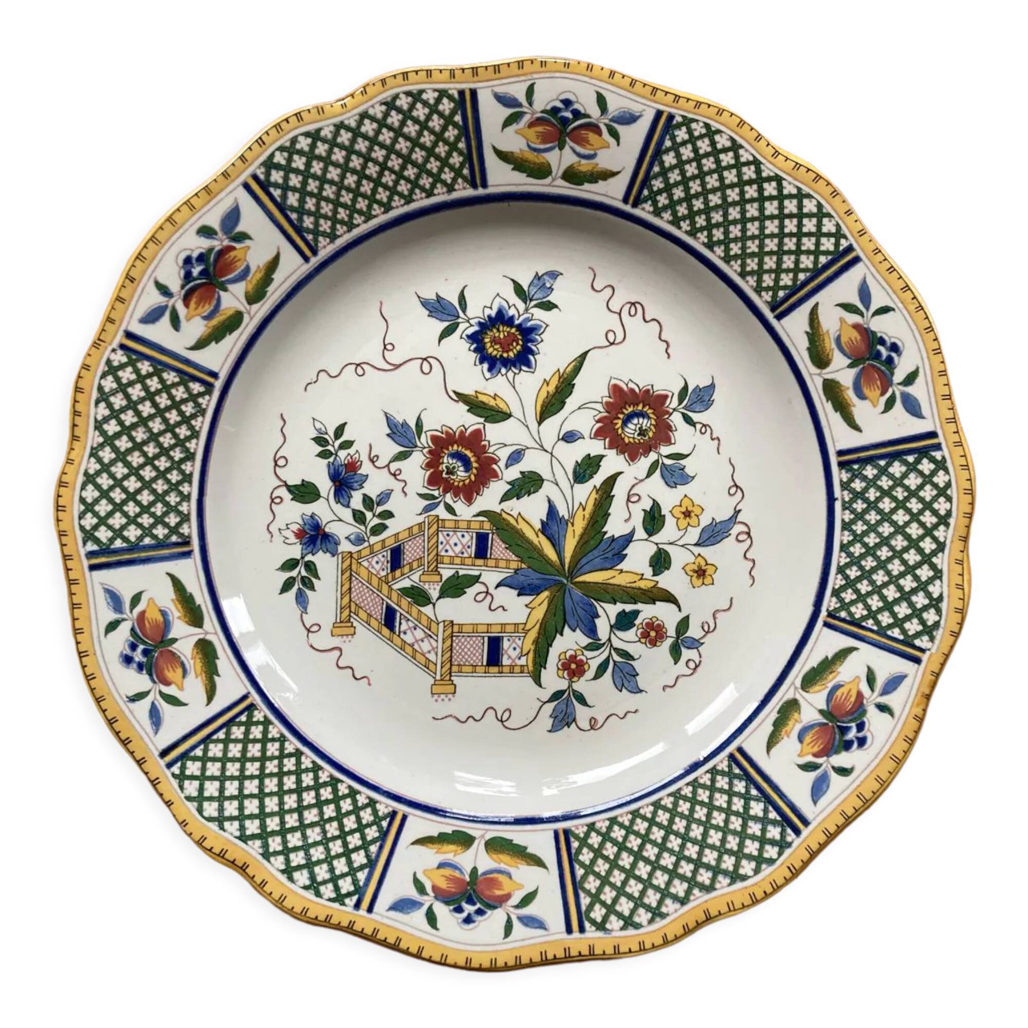 Sarreguemines plate with Montmorency decor