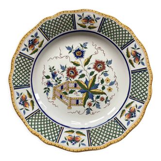 Sarreguemines plate with Montmorency decor