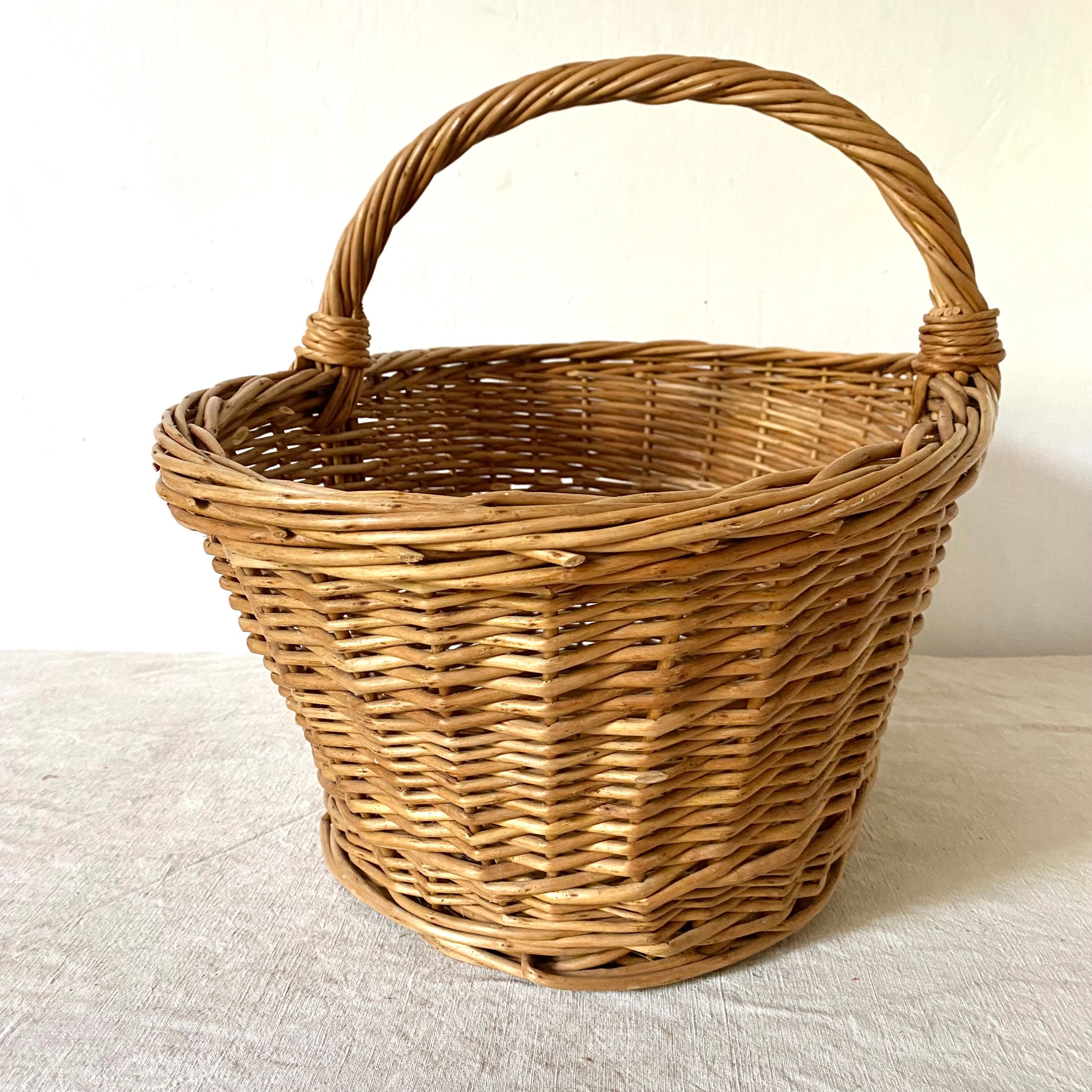 Braided wicker basket