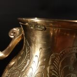 Oriental teapot on its support
