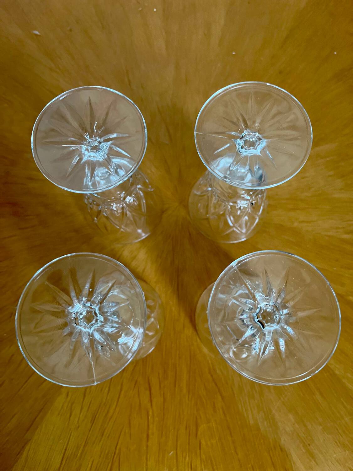 Lot de 4 verres Arlequin en verre de cristal de Reims 1950