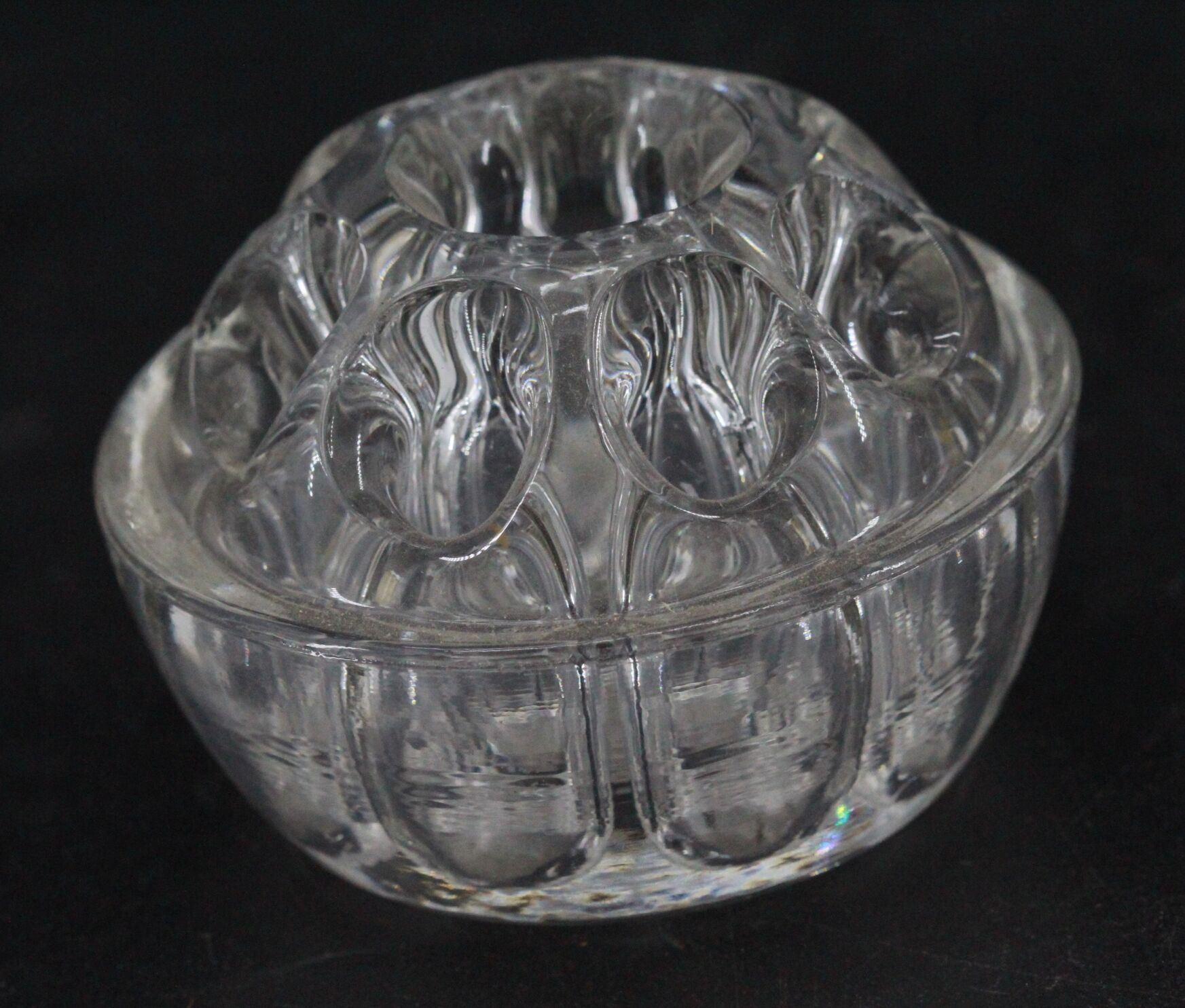Vase pique fleurs