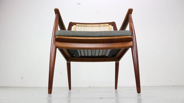 Peter Hvidt& Orla Mølgaard-Nielsen FD146 Fauteuil à dossier en canne, Danemark