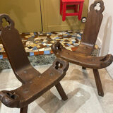 Set of 2 brutalist wooden tripod chairs – Spain 1970s