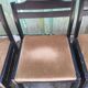 Chaises en hêtre laquées noir à assises en tissu or a petits carreaux