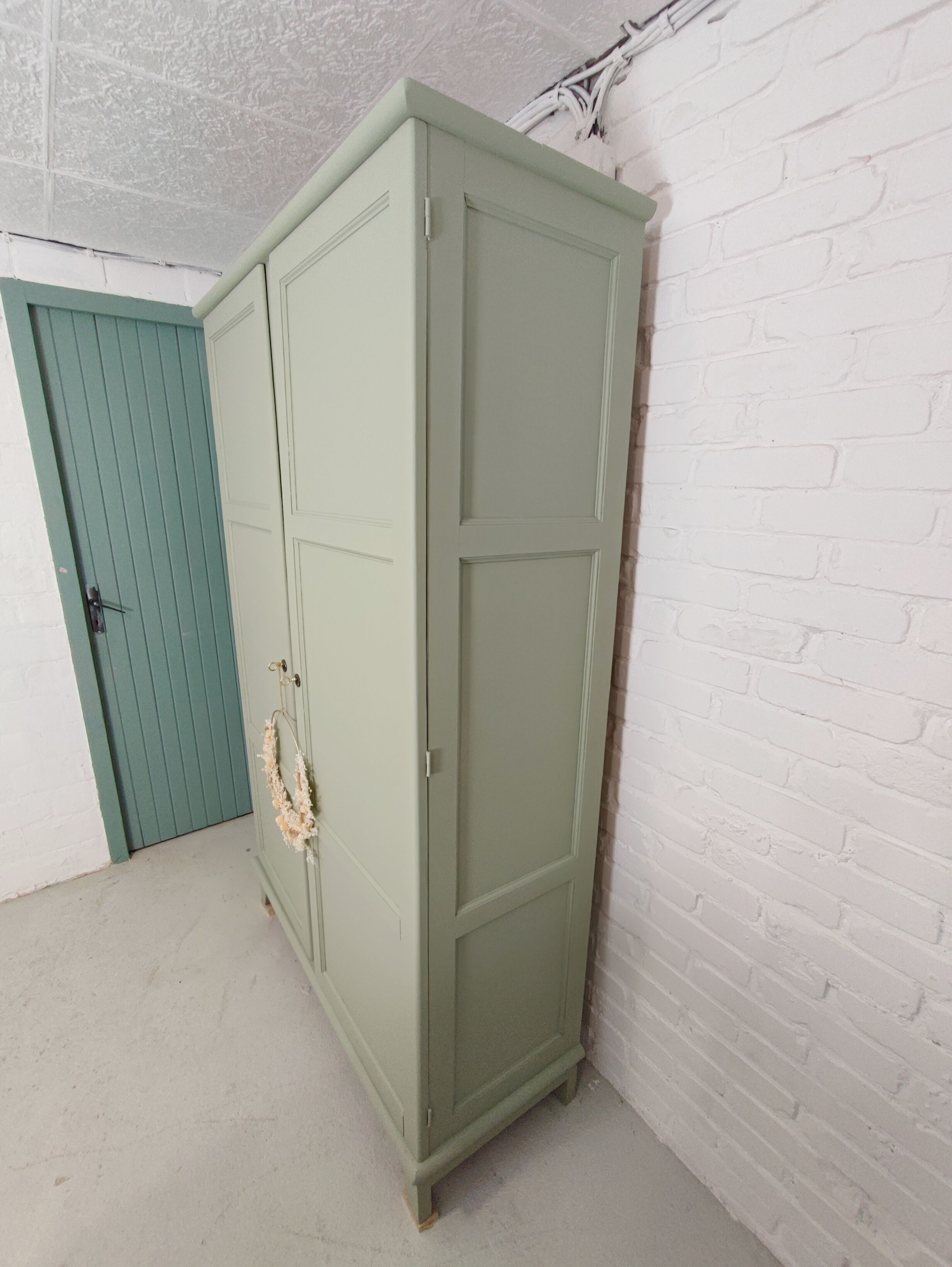 Almond green parisian wardrobe