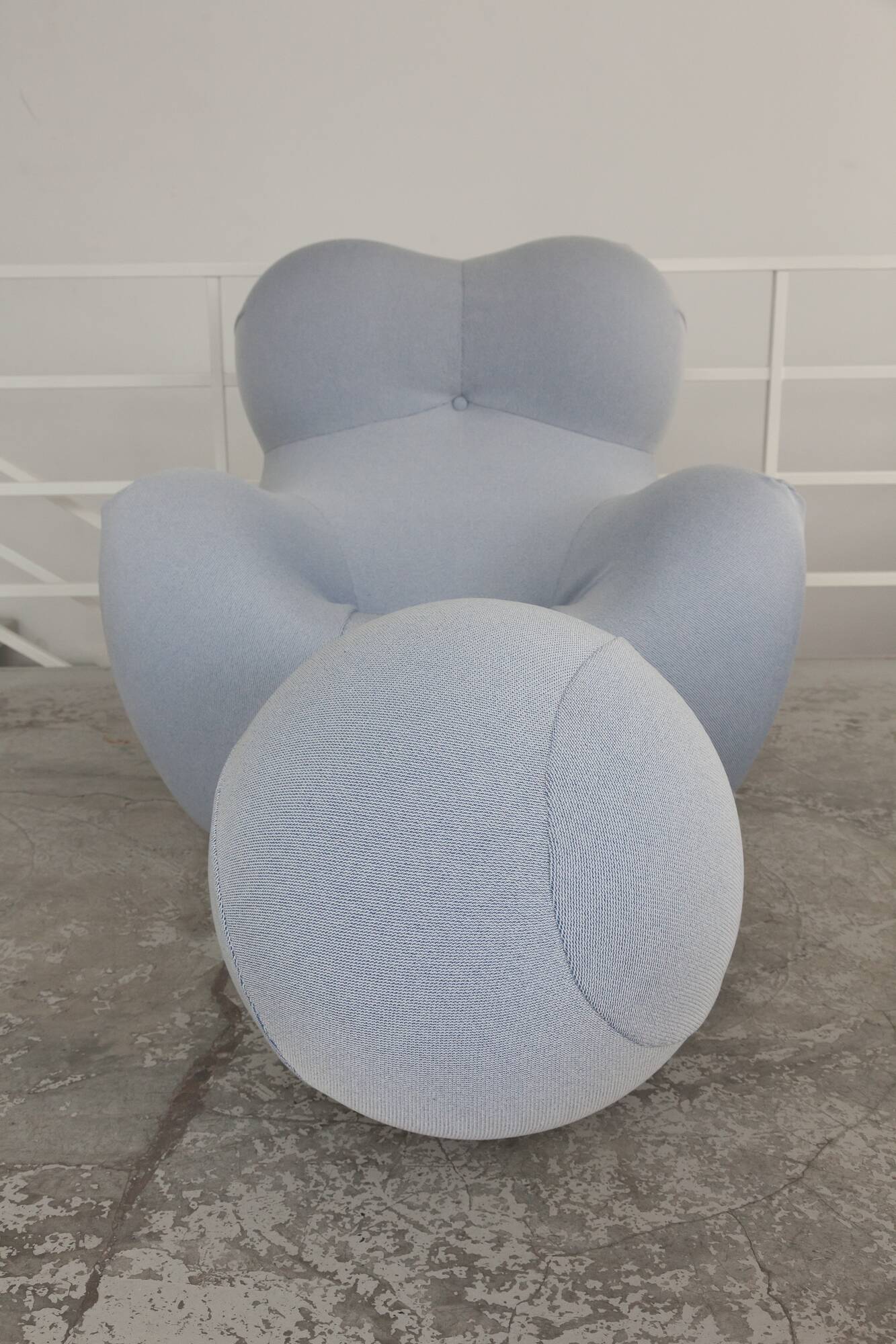 Up 5/6 armchair and footstool, La Mamma by Gaetano Pesce for B&B Italia, 2000s edition.