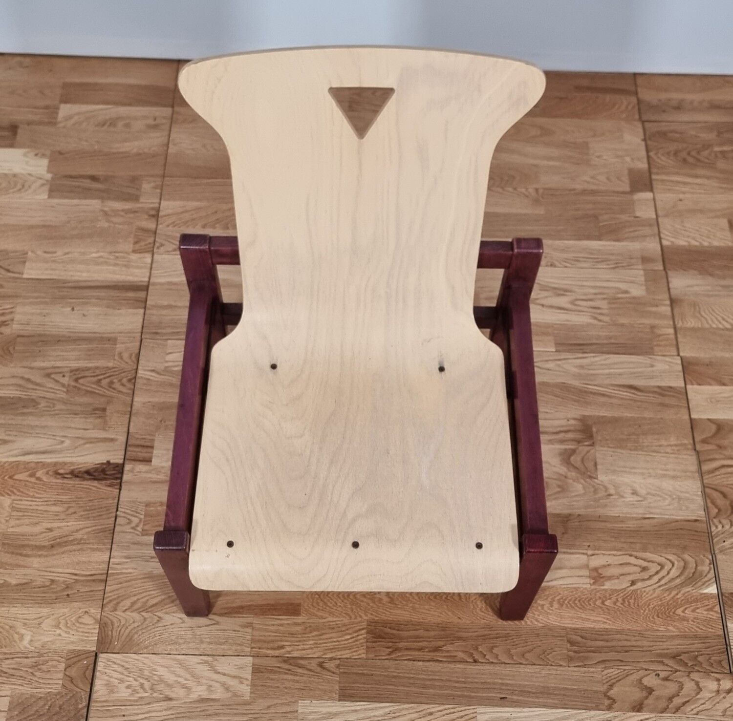 Suite of four heaters in purple stained wood and light oak, circa 1980