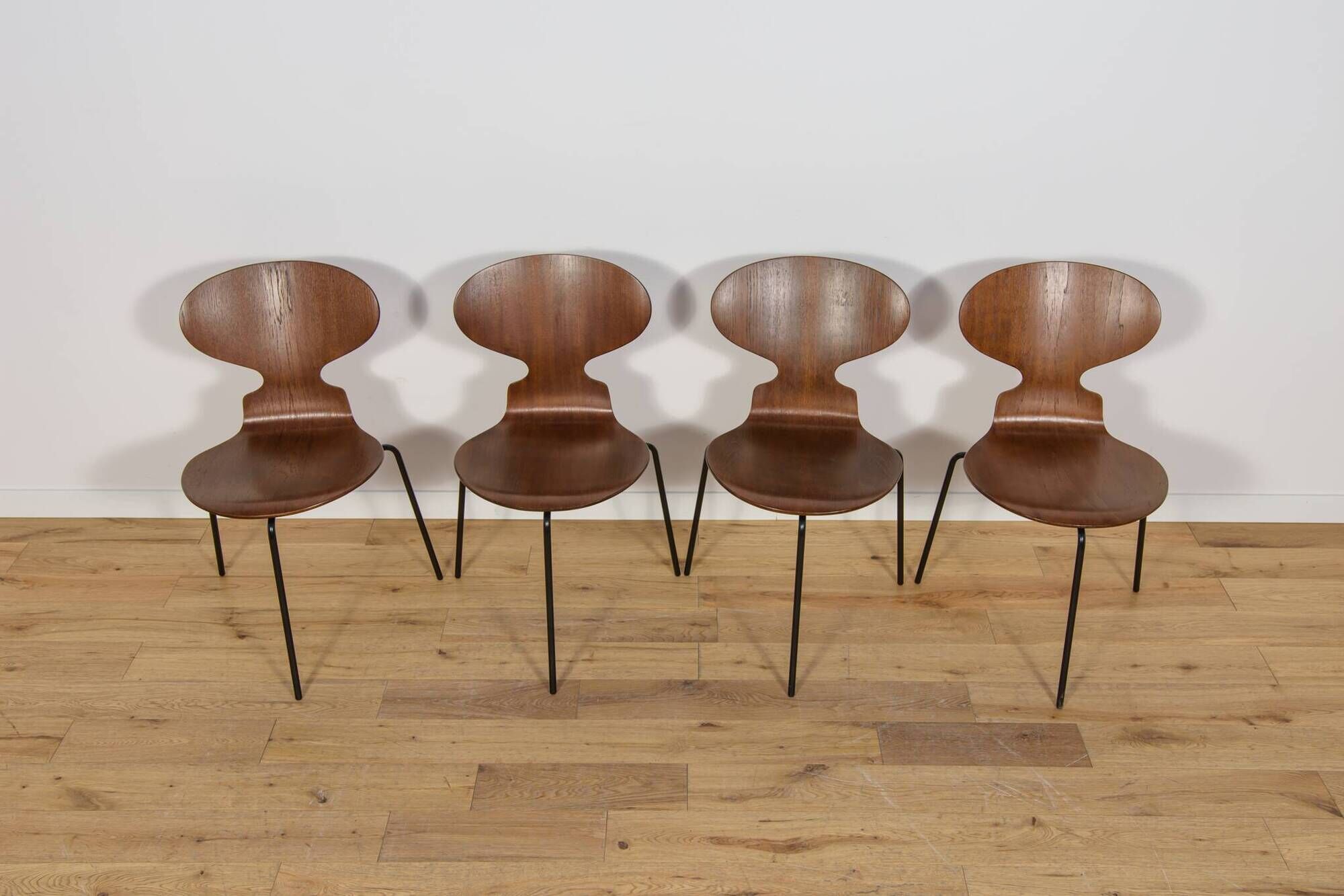 Ant Chair Model 3101 in Teak by Arne Jacobsen for Fritz Hansen, 1970s, Denm