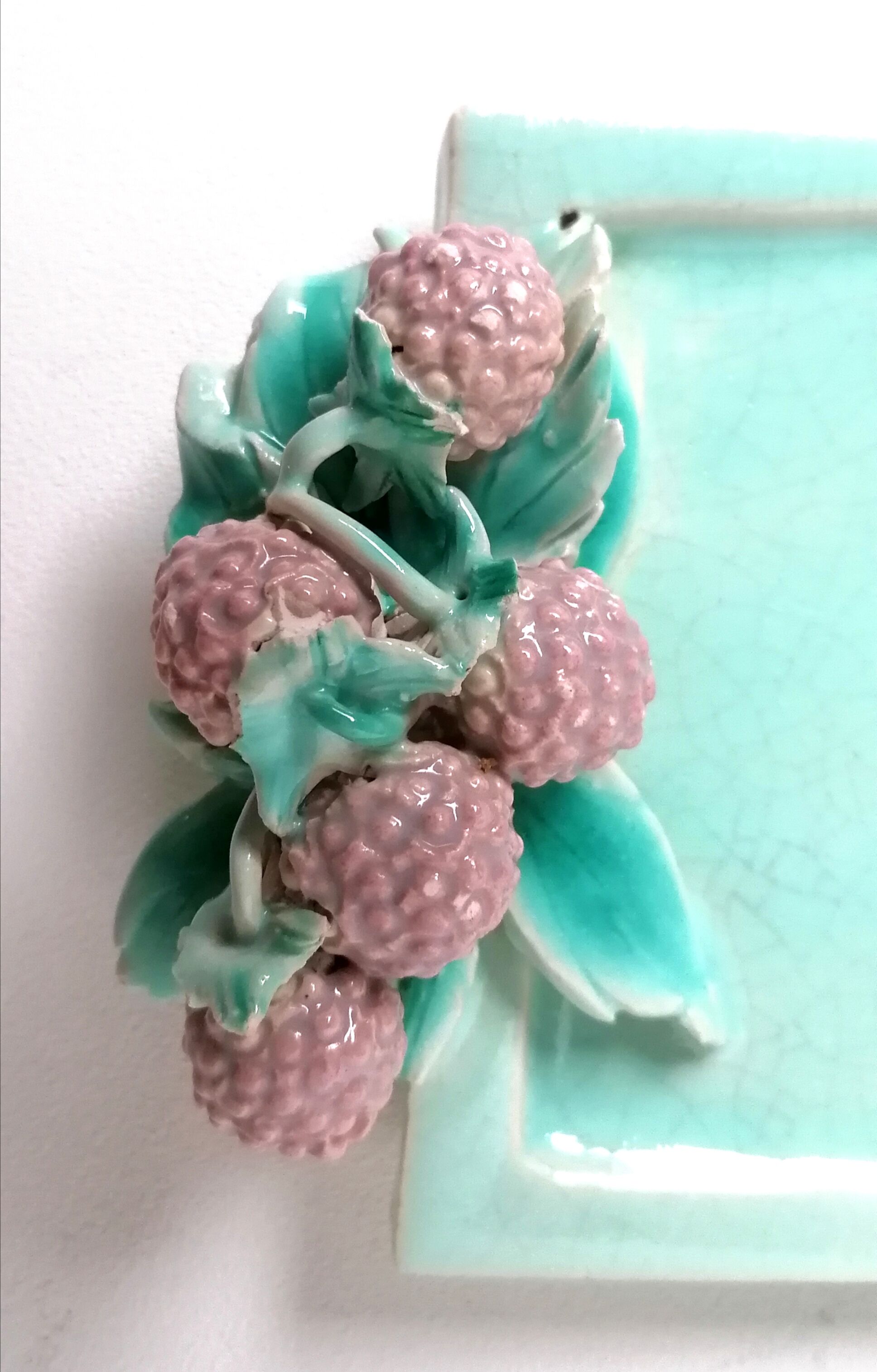 Keramos Sèvres slurry cake dish