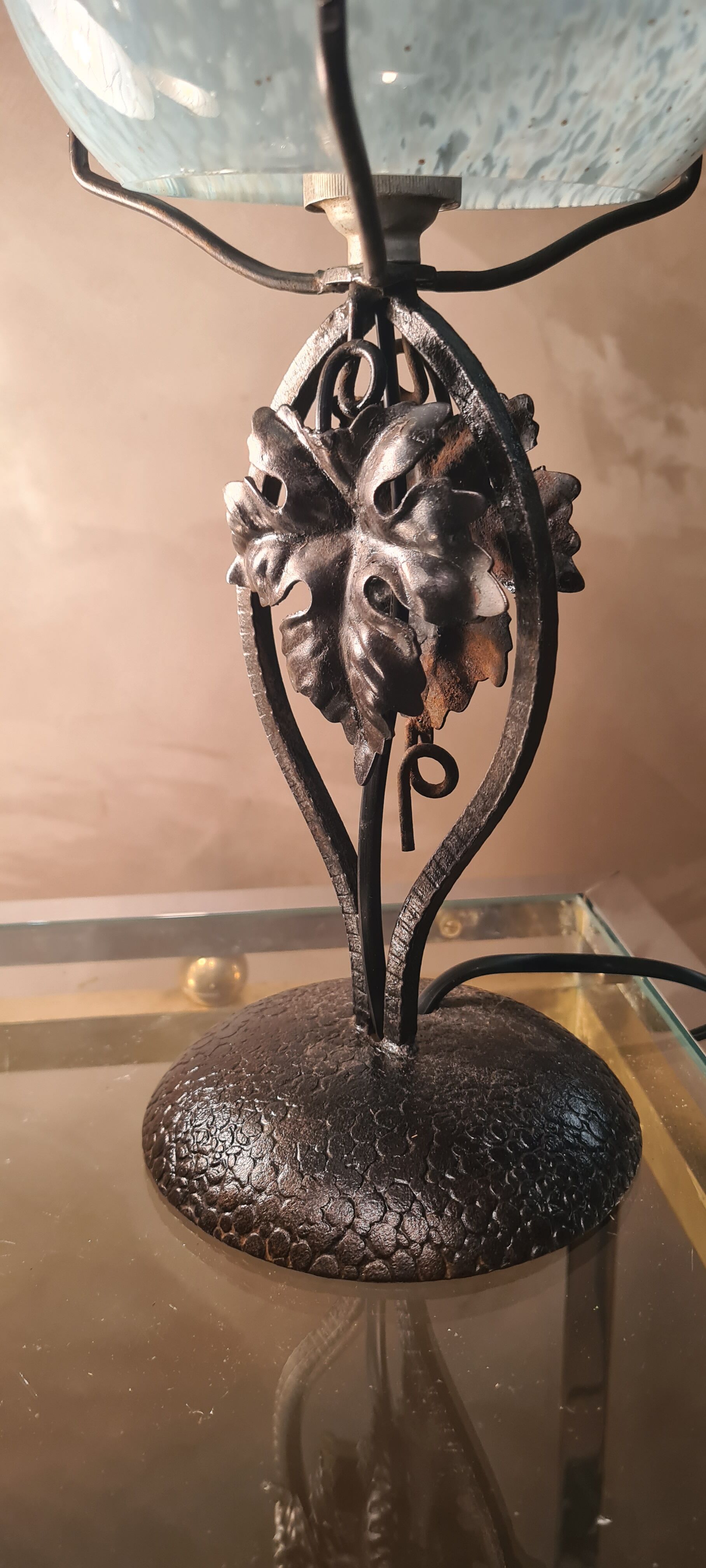 Wrought iron blue ball in opaline clichy speckled with white 35x14