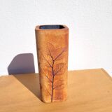 Ceramic vase by Raymonde Leduc