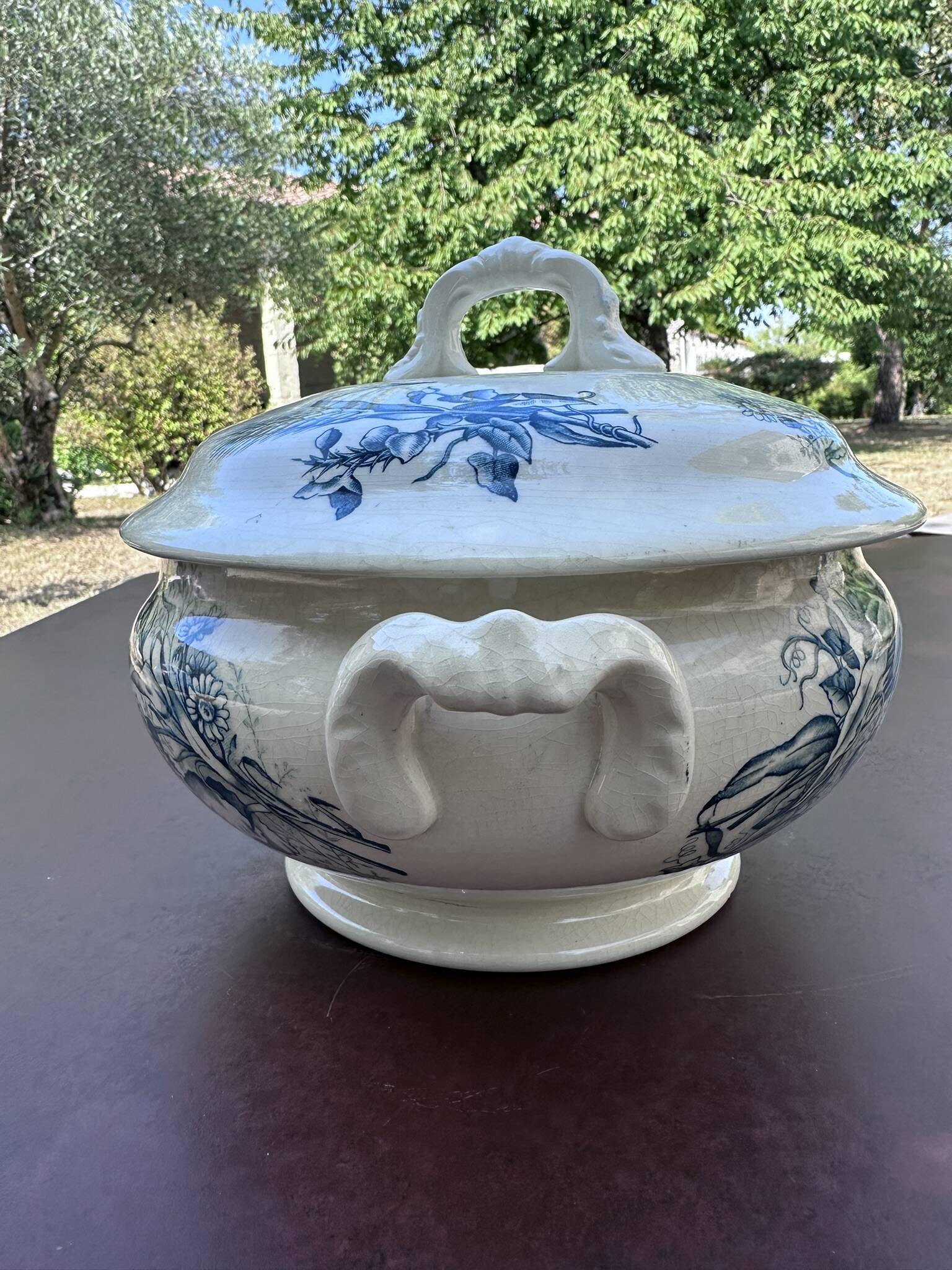 Antique soup tureen, Keller Lunéville earthenware, stamped K, blue decoration.