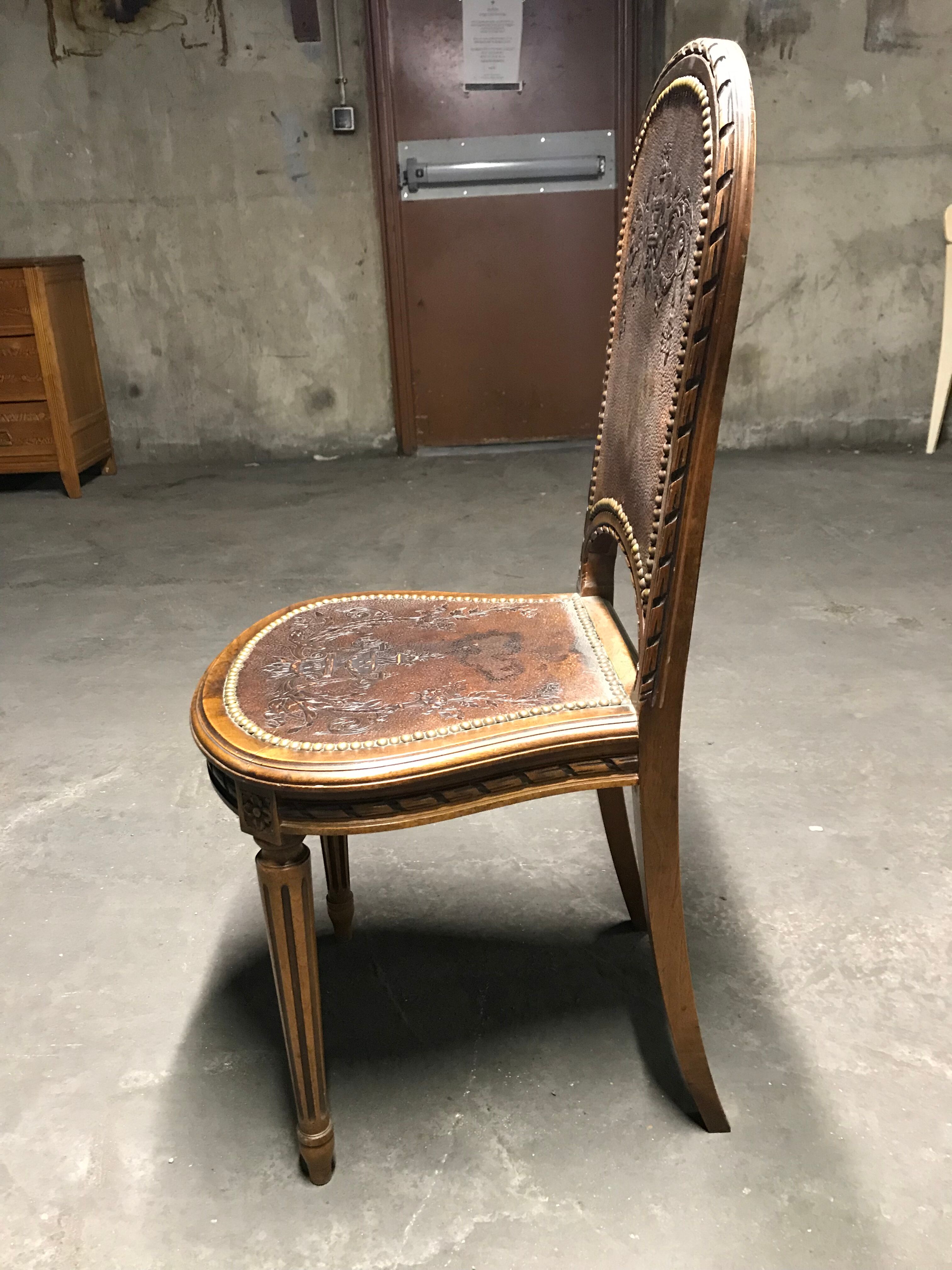 Suite de 6 chaises Louis XVI