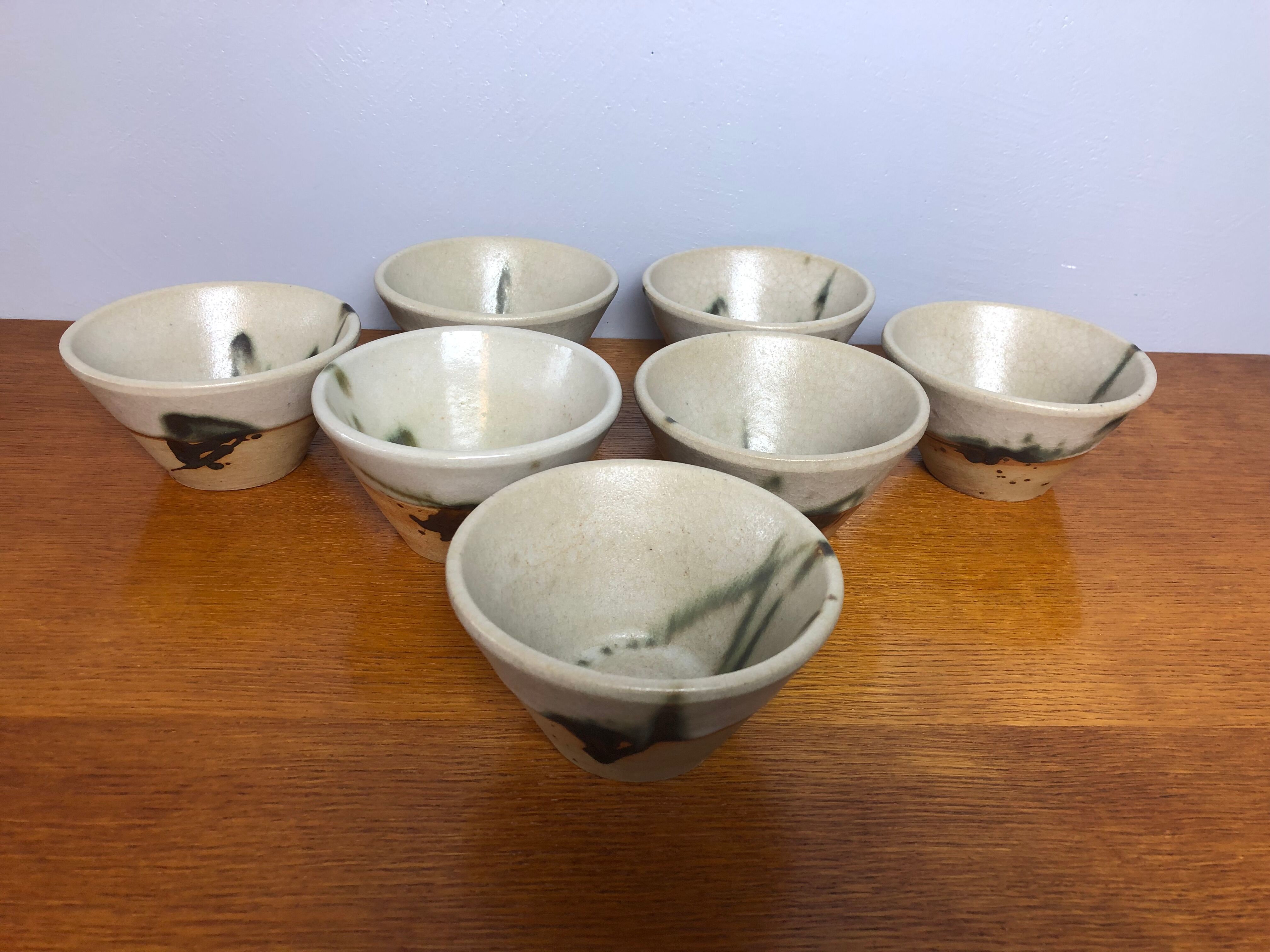 7 ceramic bowls pottery la Colombe