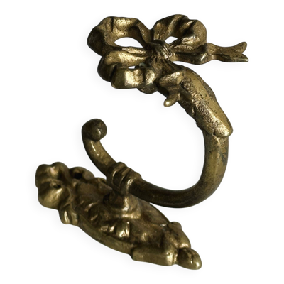 Petite patère en métal doré motif nœud