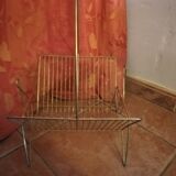 Gold metal vinyl holder and floor key