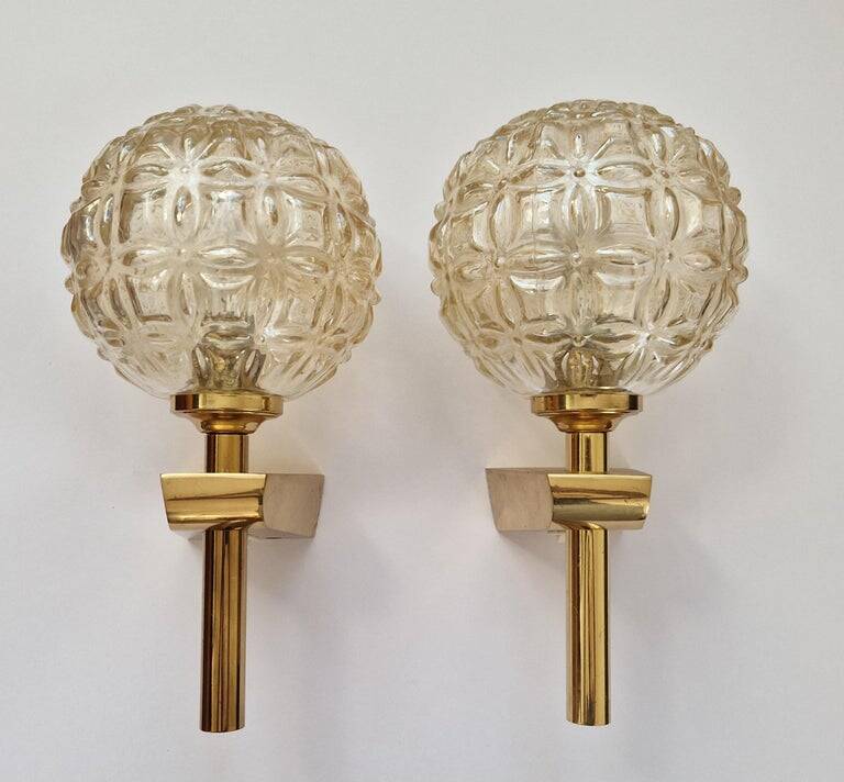 Pair of Midcentury Wall Lamps in style of Gaetano Sciolari, Italy, 1970s