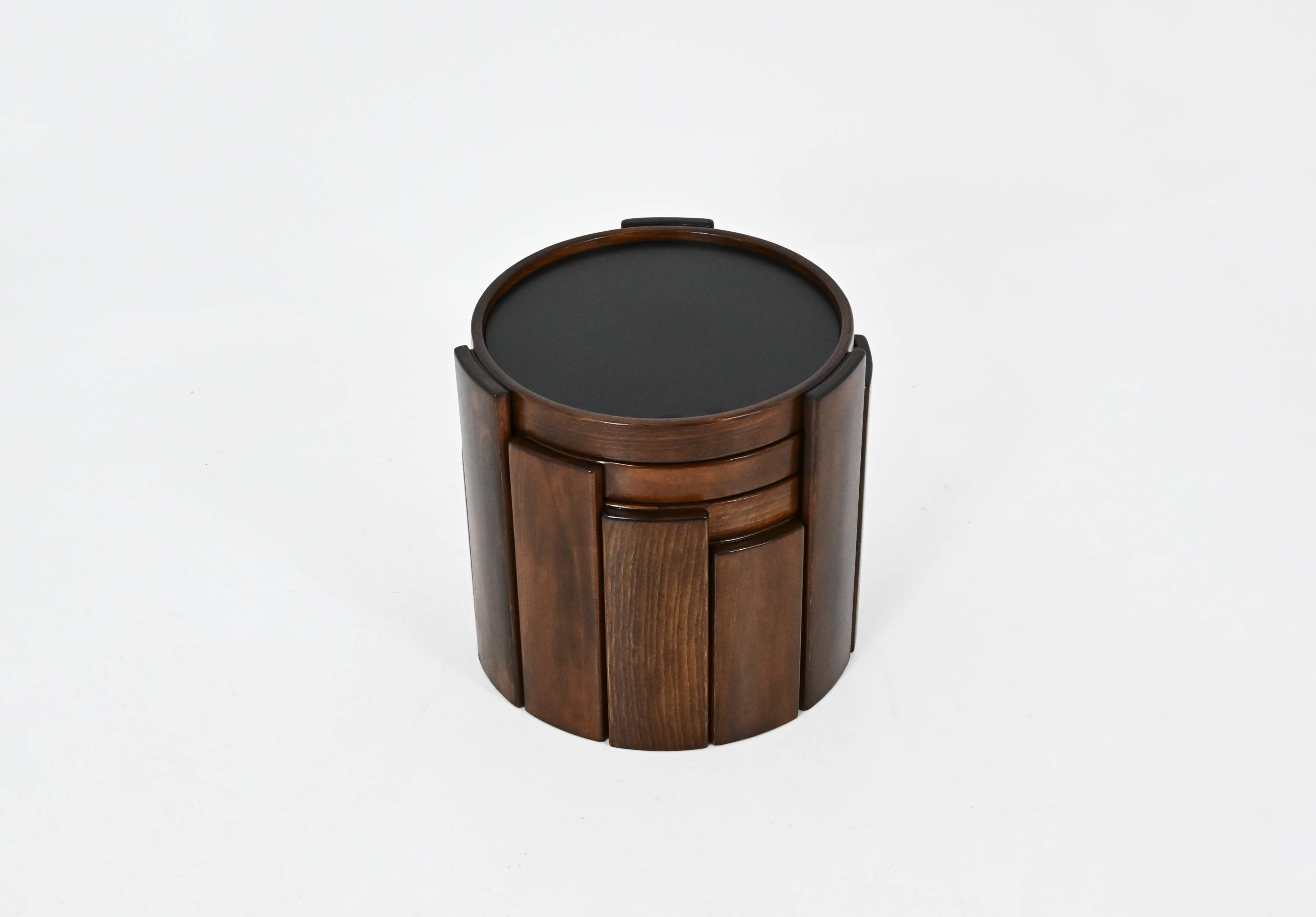 Nest tables model 780, created by Gianfranco Frattini for Cassina, year