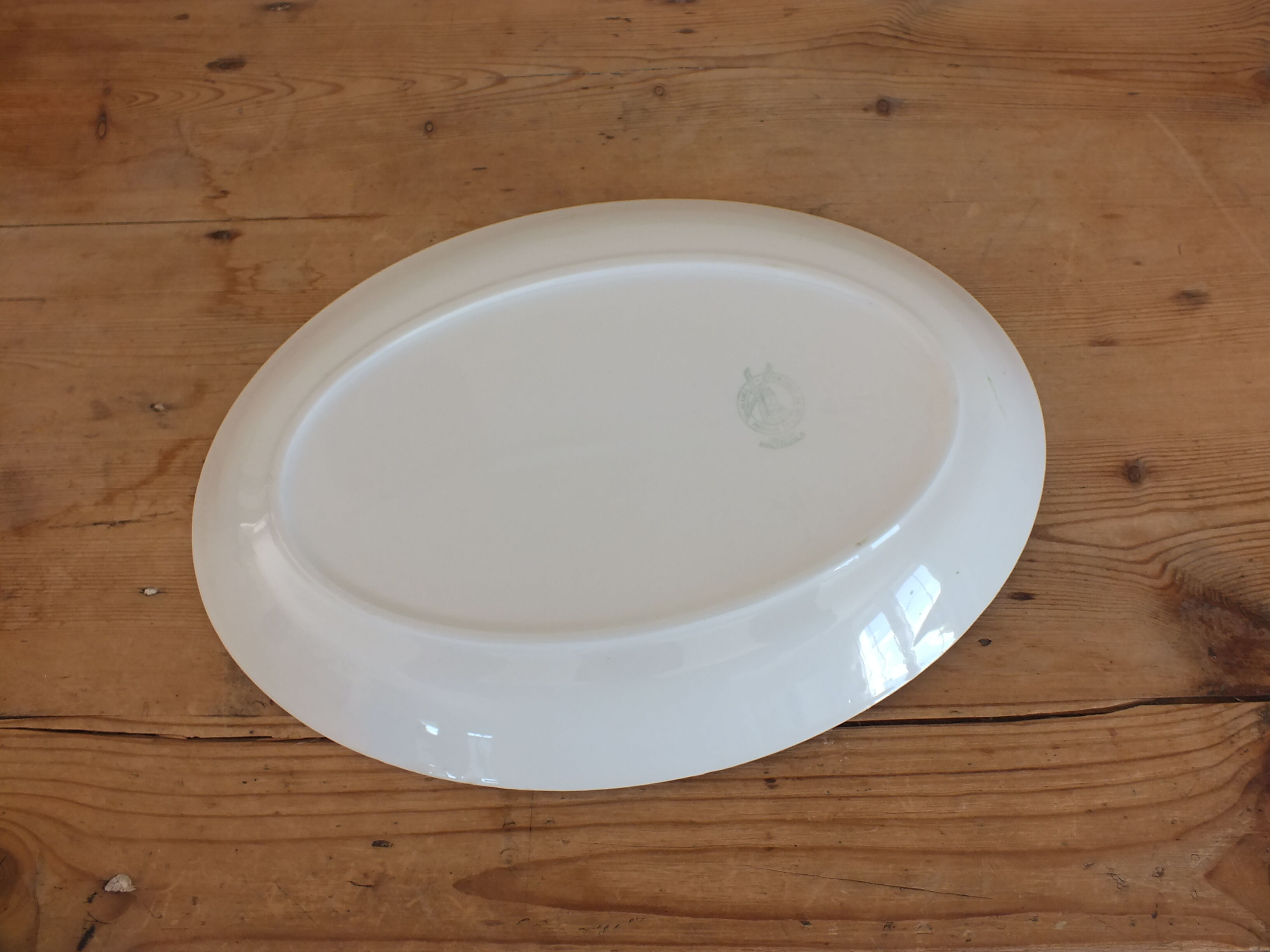 Vintage oval dish Moulin des Loups Orchies flowers